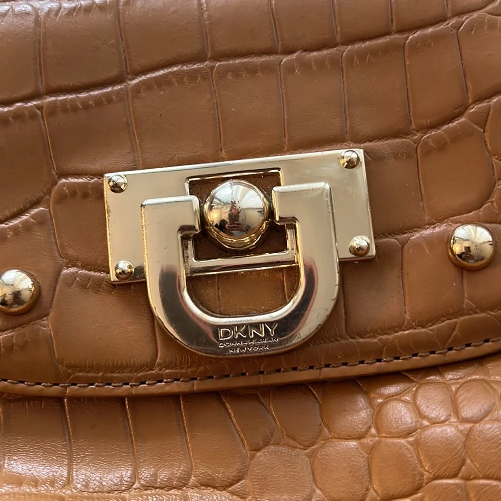 DKNY croc leather crossbody bag - Picture 2 of 7